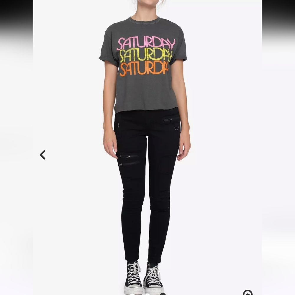 Twenty One Pilots Saturday Girls Crop T-Shirt Juniors M Gray S/S Hot Topic - Picture 2 of 11